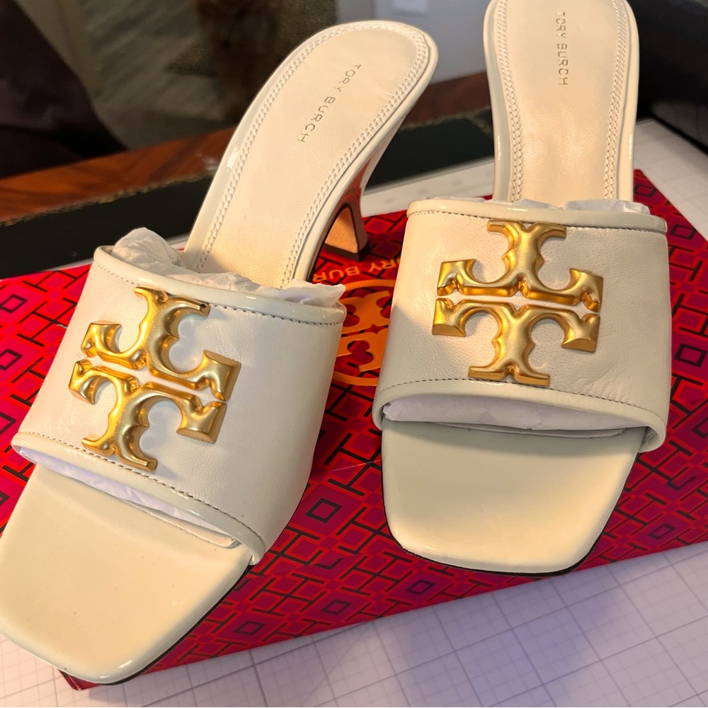 Brand new in box Tory Burch Eleanor heeled mule size 8